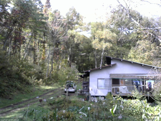 長野県菅平高原 ゆたか山荘 西側(坂上) 2025/10/15 11:00