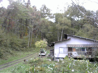 長野県菅平高原 ゆたか山荘 西側(坂上) 2025/10/15 15:00