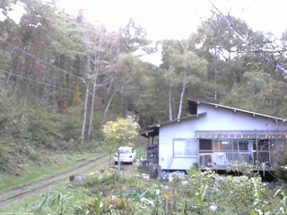 長野県菅平高原 ゆたか山荘 西側(坂上) 2025/10/15 15:45