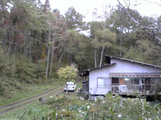 長野県菅平高原 ゆたか山荘 西側(坂上) 2025/10/15 16:15