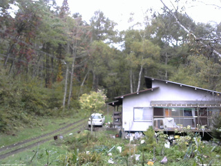 長野県菅平高原 ゆたか山荘 西側(坂上) 2025/10/16 13:00