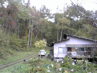長野県菅平高原 ゆたか山荘 西側(坂上) 2025/10/16 13:15