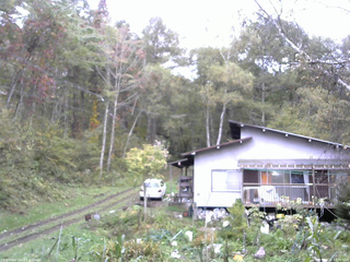 長野県菅平高原 ゆたか山荘 西側(坂上) 2025/10/16 14:00