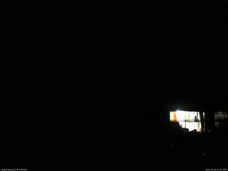 長野県菅平高原 ゆたか山荘 西側(坂上) 2025/10/16 19:15
