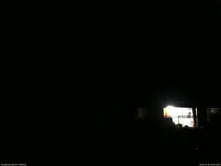 長野県菅平高原 ゆたか山荘 西側(坂上) 2025/10/18 19:45