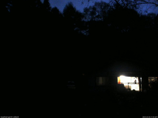長野県菅平高原 ゆたか山荘 西側(坂上) 2025/10/19 17:30