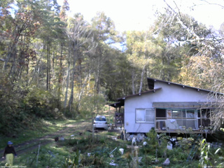 長野県菅平高原 ゆたか山荘 西側(坂上) 2025/10/20 11:45