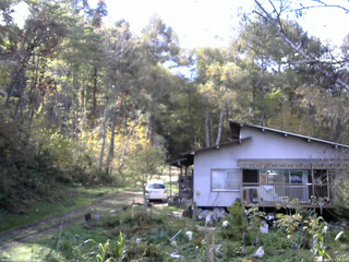 長野県菅平高原 ゆたか山荘 西側(坂上) 2025/10/20 13:15