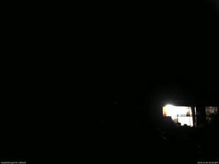 長野県菅平高原 ゆたか山荘 西側(坂上) 2025/10/20 18:30
