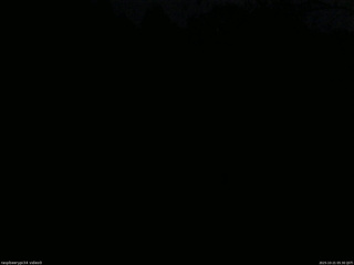 長野県菅平高原 ゆたか山荘 西側(坂上) 2025/10/21 05:30