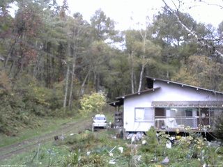 長野県菅平高原 ゆたか山荘 西側(坂上) 2025/10/21 08:15