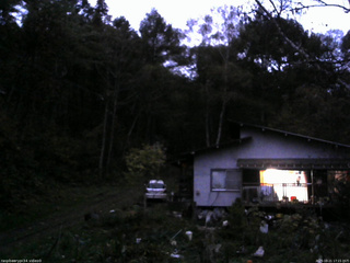 長野県菅平高原 ゆたか山荘 西側(坂上) 2025/10/21 17:15