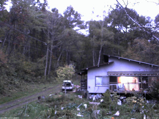 長野県菅平高原 ゆたか山荘 西側(坂上) 2025/10/22 17:00