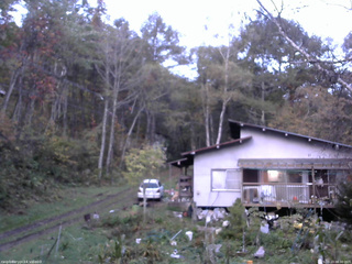 長野県菅平高原 ゆたか山荘 西側(坂上) 2025/10/23 06:30
