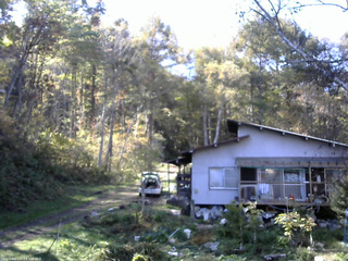 長野県菅平高原 ゆたか山荘 西側(坂上) 2025/10/24 13:00