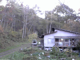 長野県菅平高原 ゆたか山荘 西側(坂上) 2025/10/24 15:15