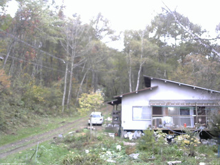 長野県菅平高原 ゆたか山荘 西側(坂上) 2025/10/25 15:00