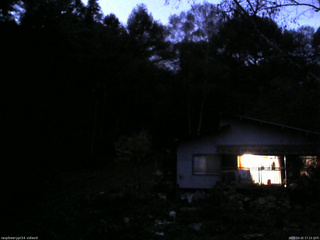 長野県菅平高原 ゆたか山荘 西側(坂上) 2025/10/25 17:15