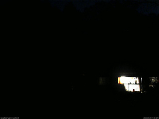 長野県菅平高原 ゆたか山荘 西側(坂上) 2025/10/25 17:30