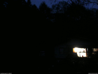 長野県菅平高原 ゆたか山荘 西側(坂上) 2025/10/26 05:45