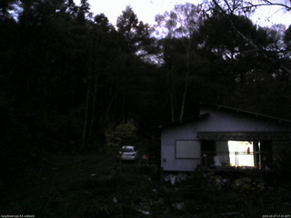 長野県菅平高原 ゆたか山荘 西側(坂上) 2025/10/27 17:15