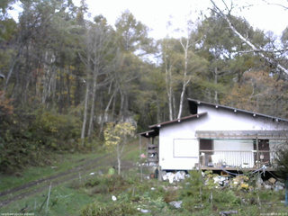 長野県菅平高原 ゆたか山荘 西側(坂上) 2025/10/29 08:30