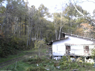 長野県菅平高原 ゆたか山荘 西側(坂上) 2025/10/29 09:15