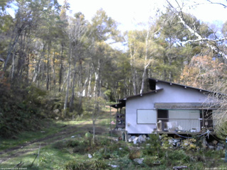 長野県菅平高原 ゆたか山荘 西側(坂上) 2025/10/29 11:00