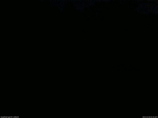 長野県菅平高原 ゆたか山荘 西側(坂上) 2025/10/30 05:30