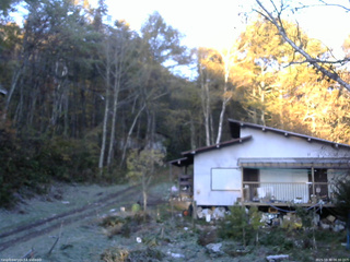 長野県菅平高原 ゆたか山荘 西側(坂上) 2025/10/30 06:30
