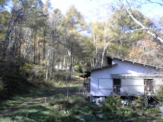 長野県菅平高原 ゆたか山荘 西側(坂上) 2025/10/30 10:30