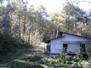 長野県菅平高原 ゆたか山荘 西側(坂上) 2025/10/30 12:30