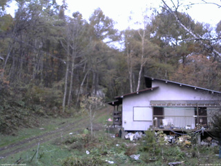 長野県菅平高原 ゆたか山荘 西側(坂上) 2025/10/31 06:15