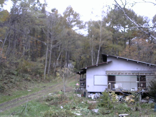 長野県菅平高原 ゆたか山荘 西側(坂上) 2025/10/31 16:30