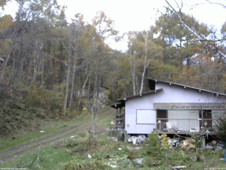 長野県菅平高原 ゆたか山荘 西側(坂上) 2025/11/02 13:00
