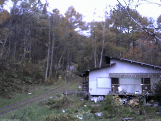 長野県菅平高原 ゆたか山荘 西側(坂上) 2025/11/03 06:15