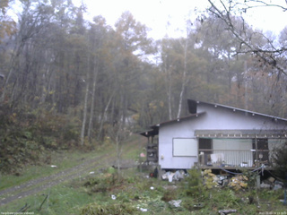 長野県菅平高原 ゆたか山荘 西側(坂上) 2025/11/03 16:15