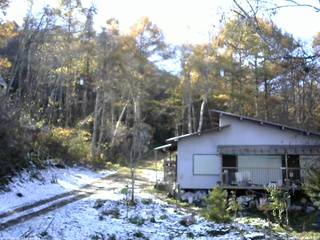 長野県菅平高原 ゆたか山荘 西側(坂上) 2025/11/04 13:45