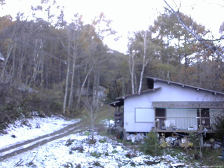 長野県菅平高原 ゆたか山荘 西側(坂上) 2025/11/04 15:30