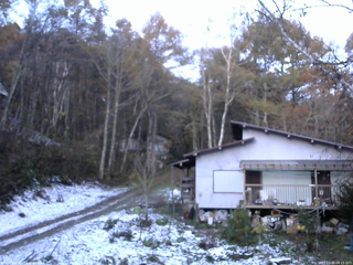 長野県菅平高原 ゆたか山荘 西側(坂上) 2025/11/05 06:15
