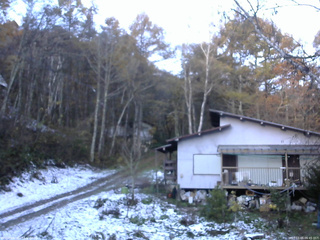 長野県菅平高原 ゆたか山荘 西側(坂上) 2025/11/05 06:45