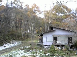 長野県菅平高原 ゆたか山荘 西側(坂上) 2025/11/05 11:00