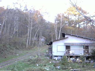 長野県菅平高原 ゆたか山荘 西側(坂上) 2025/11/06 14:45