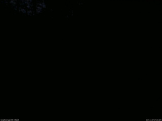 長野県菅平高原 ゆたか山荘 東側(坂下) 2025/11/07 17:15