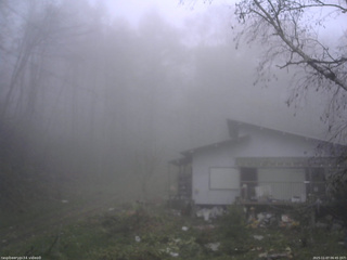 長野県菅平高原 ゆたか山荘 西側(坂上) 2025/11/07 06:45