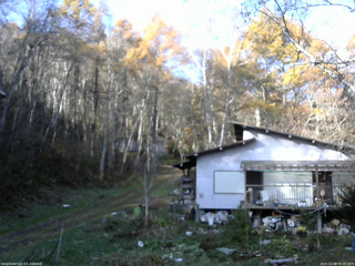 長野県菅平高原 ゆたか山荘 西側(坂上) 2025/11/08 08:30