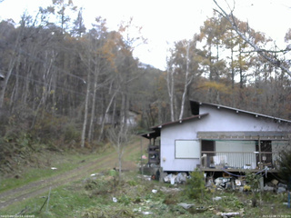 長野県菅平高原 ゆたか山荘 西側(坂上) 2025/11/08 15:30
