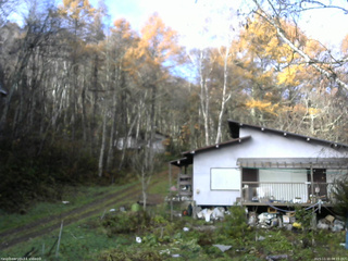 長野県菅平高原 ゆたか山荘 西側(坂上) 2025/11/10 08:15