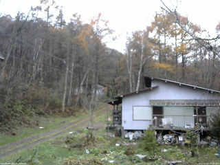 長野県菅平高原 ゆたか山荘 西側(坂上) 2025/11/10 15:00