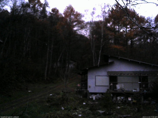 長野県菅平高原 ゆたか山荘 西側(坂上) 2025/11/10 17:00